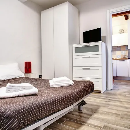 Broccaindosso Apartment *